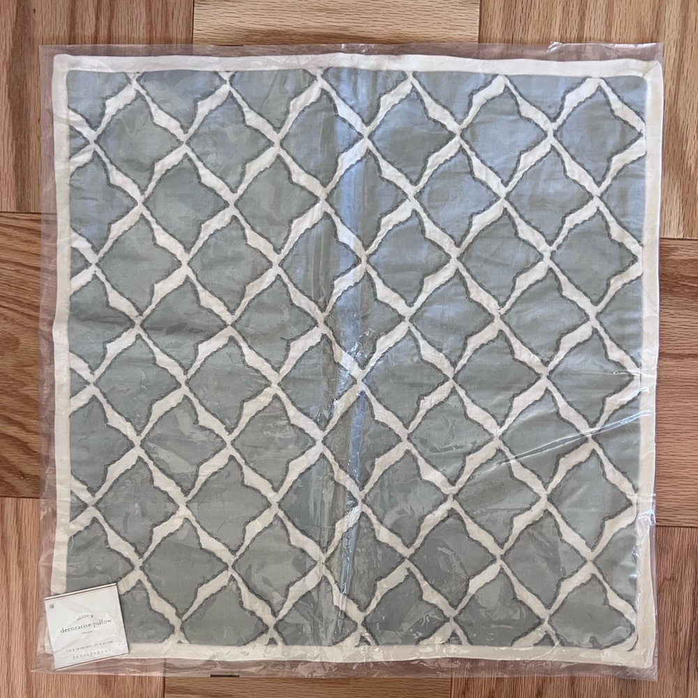 Pottery Barn 18”x18” decorative pillow sham